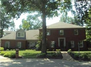 1118 Kenyon Pl, Evansville, IN 47715
