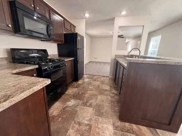 13423 Winding Creek Dr #481, Grand Haven, MI 49417
