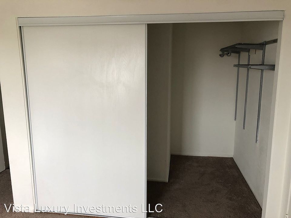 1st image of 1520 N Vista St APT 108