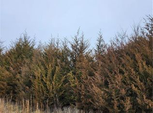 37 Silver Fox Trl, Linn Valley, KS 66040