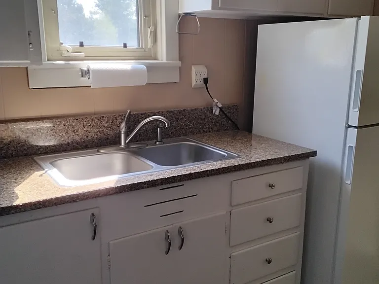 48 Corthell Rd #A — Photo 3