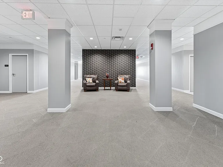 435 Virginia Ave #604 — Photo 3