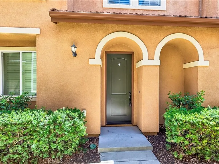 42942 Avenida Amistad — Photo 3