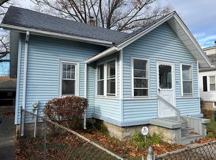 92 Malden St, Springfield, MA 01108