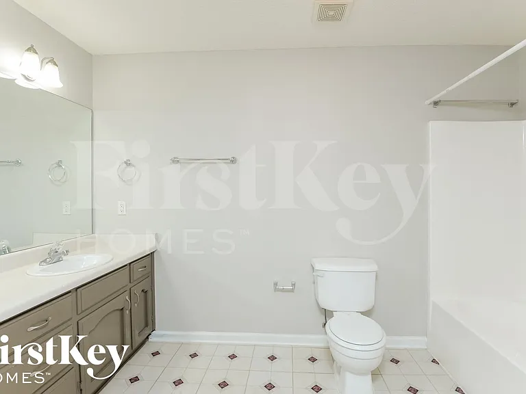 1755 Annendale Dr — Photo 13