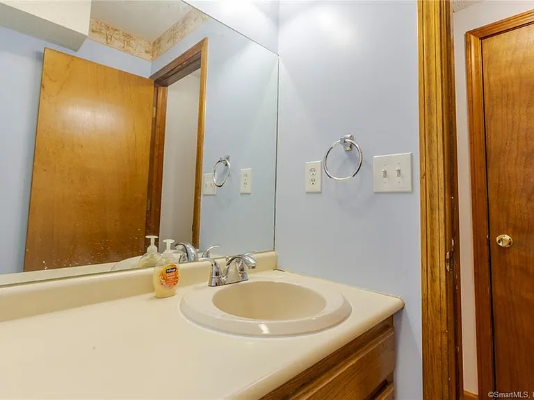 22 Windwood Dr #22 — Photo 18