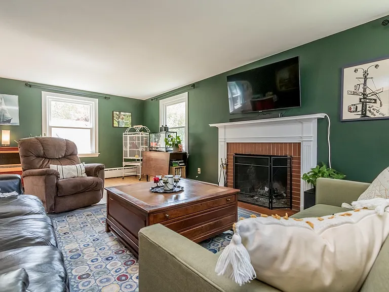 8 White Birch Ln — Photo 6