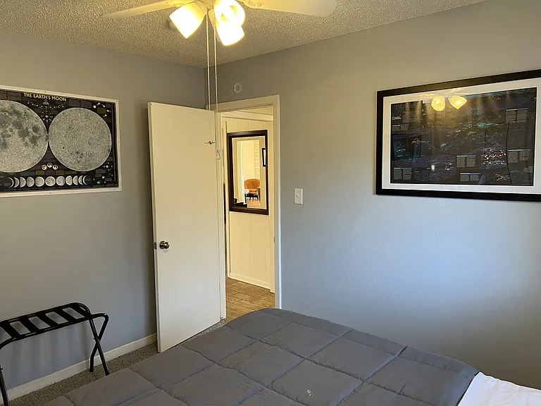 2401 Laramie Trl #A — Photo 17