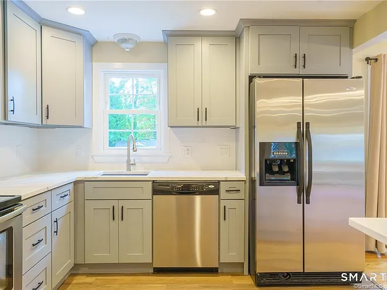 33 Sky View Dr — Photo 12