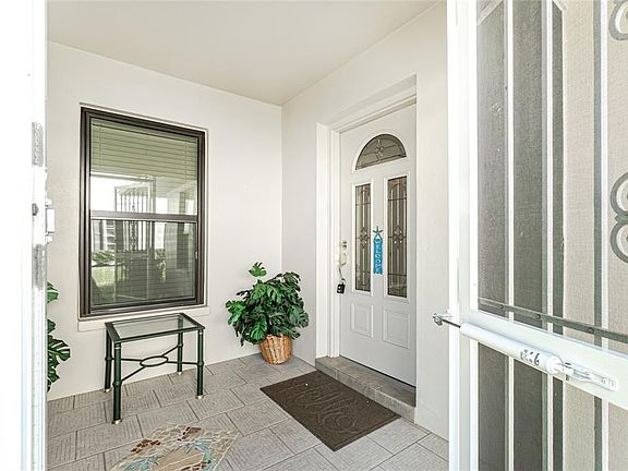 3rd image of 11409 SW Courtney Dr