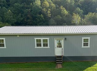 1253 Glade Fork Rd, Mannington, WV 26582