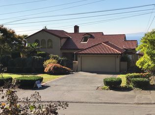 11219 Arroyo Beach Pl SW, Seattle, WA 98146