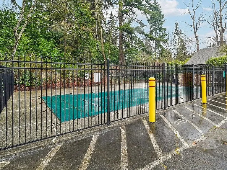 NE 148th Ln — Photo 2