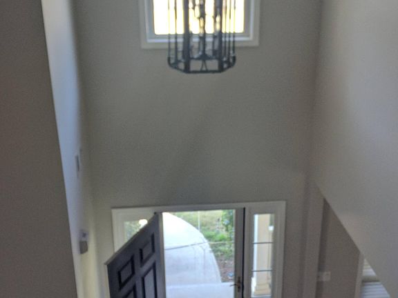 Two-story foyer