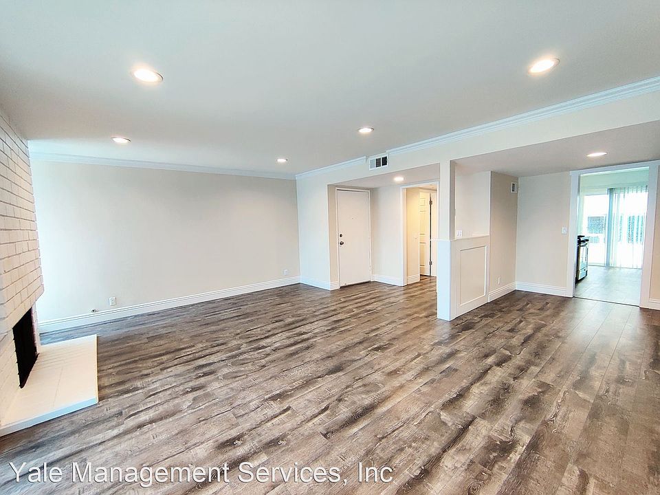 1st image of 4617 Willis Ave #16