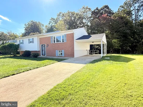 9521 Gwynndale Dr, Clinton, MD 20735