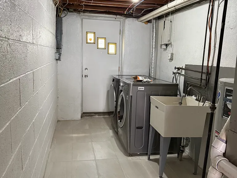 6805 Oakland St — Photo 15