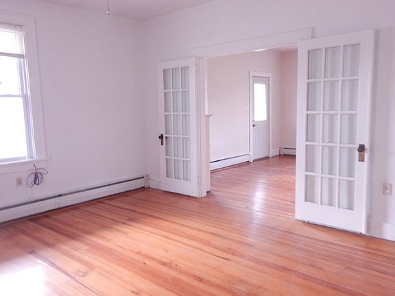 Additional Living Room