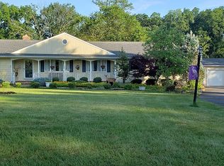 7 Carkhuff Rd, Flemington, NJ 08822