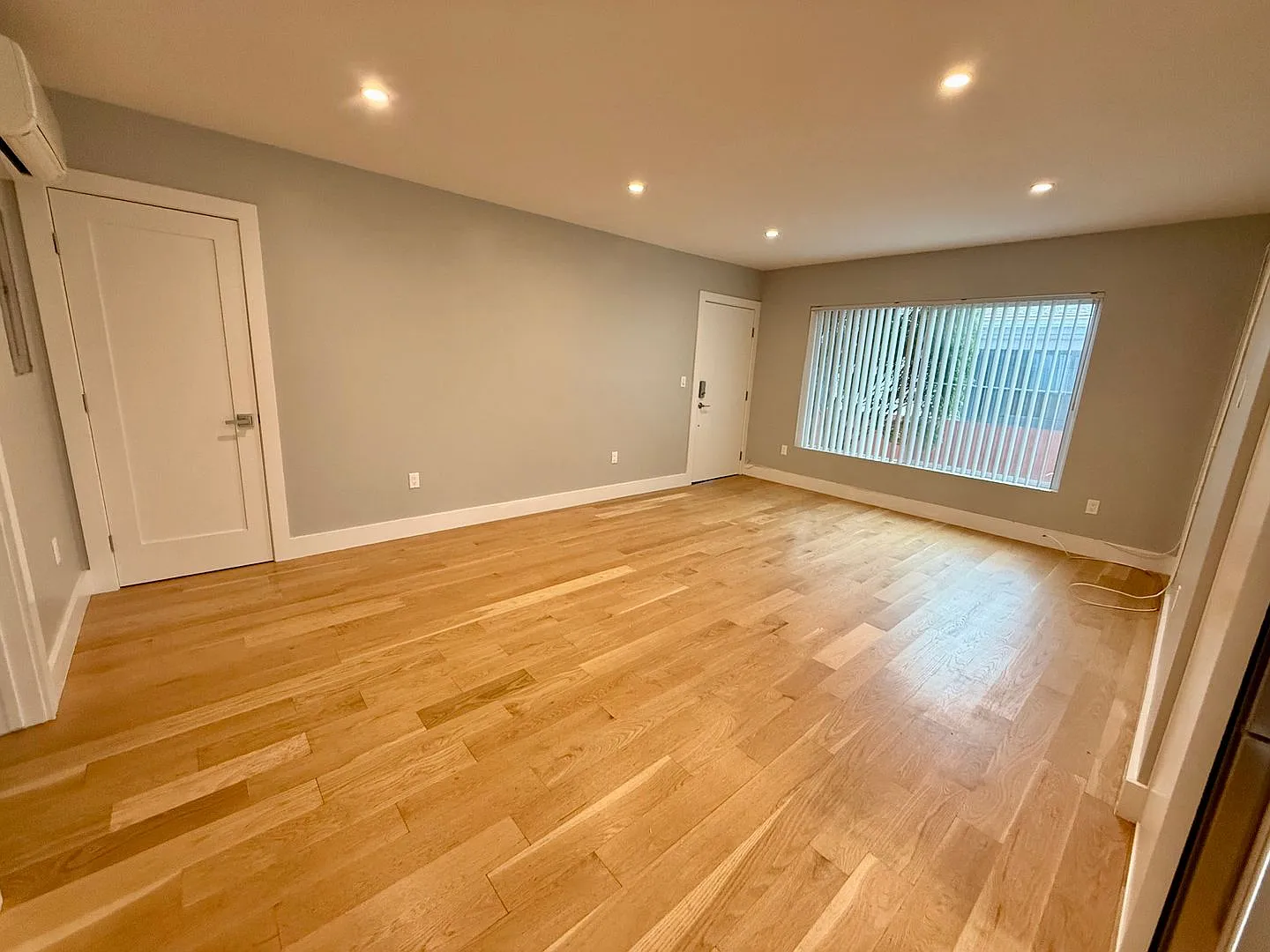 724 Ashland Ave — Photo 4
