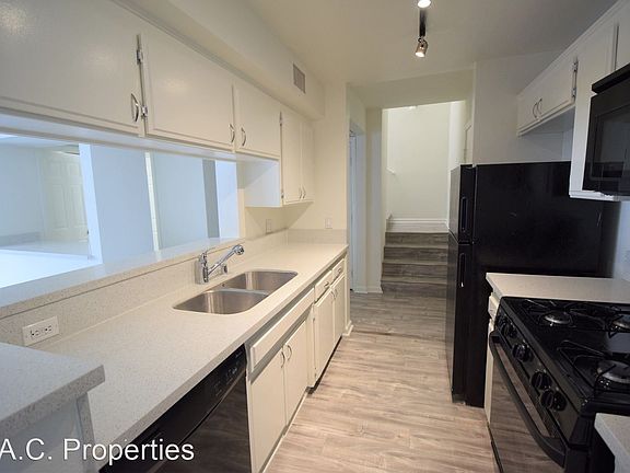 4th image of 11035 Otsego St APT 212