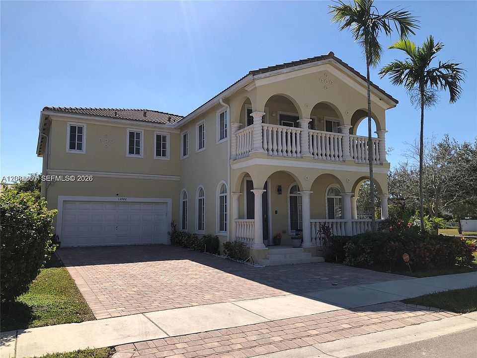1st image of 13986 SW 276th Way