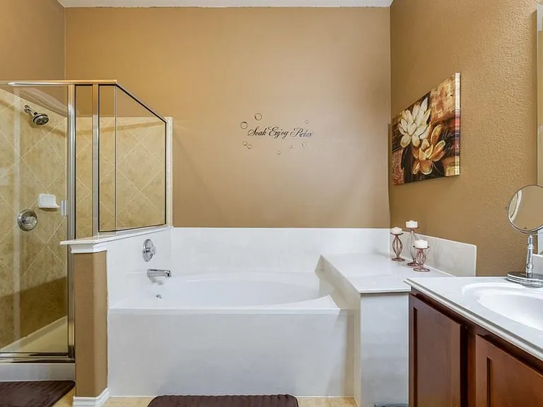 1261 Rainbow Parke Dr — Photo 15