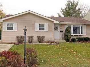 427 S Erie St, Wheaton, IL 60187