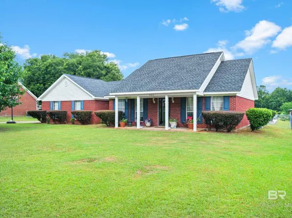 45613 Red Hill Rd, Bay Minette, AL 36507