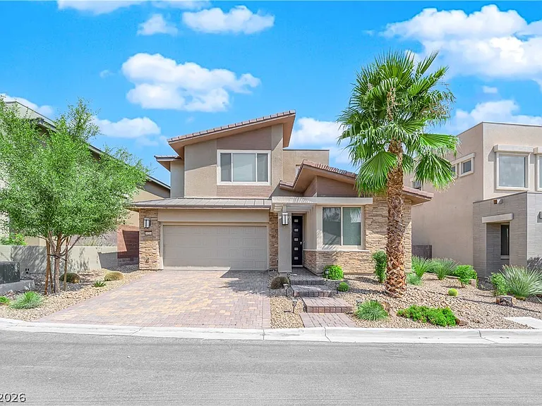 10254 Kesington Dr — Photo 1