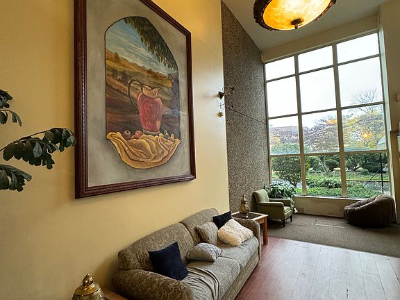5th image of 94 Audubon Ave #212