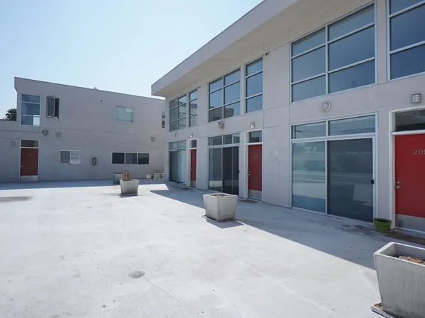 922 W 23rd St APT 201, Los Angeles, CA 90007