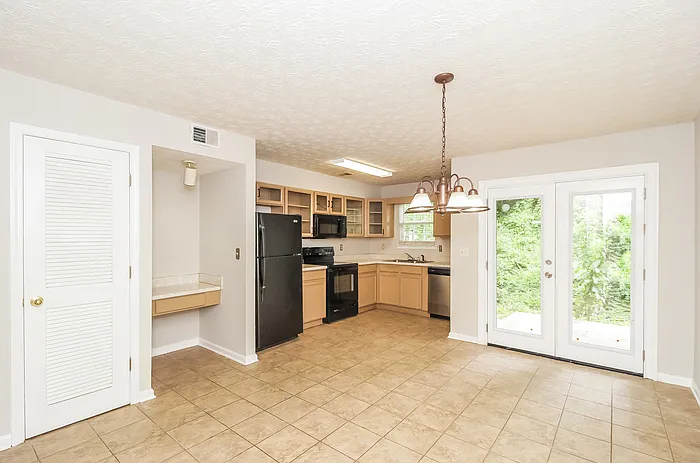 6560 Wellington Chase Ct — Photo 5
