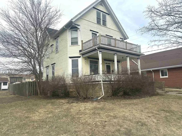1409 11th St, Monroe, WI 53566