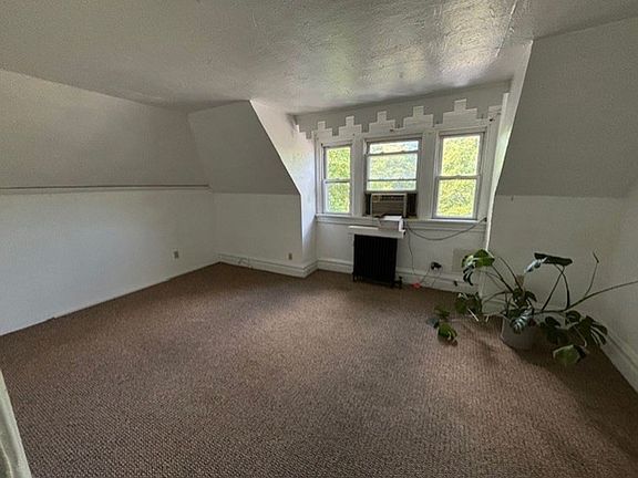 5th image of 609 S Braddock Ave APT 3