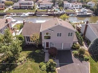278 Bayview Ave, Massapequa, NY