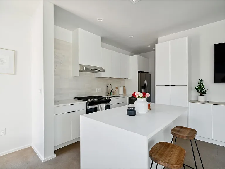 7505 Wynne Ln #2 — Photo 8