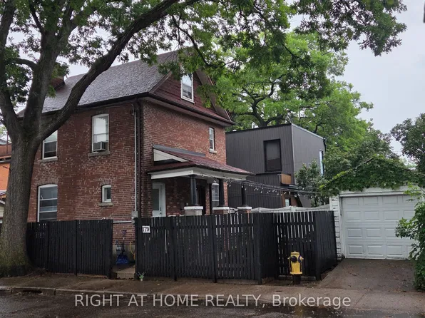179 Gilmour Ave, Toronto, ON M6P 3B2