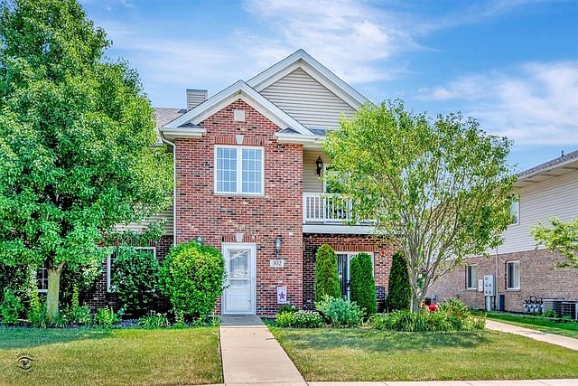 1st image of 304 Raven Dr #304
