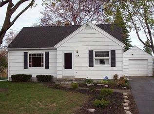 168 Strathmore Ln, Irondequoit, NY 14609