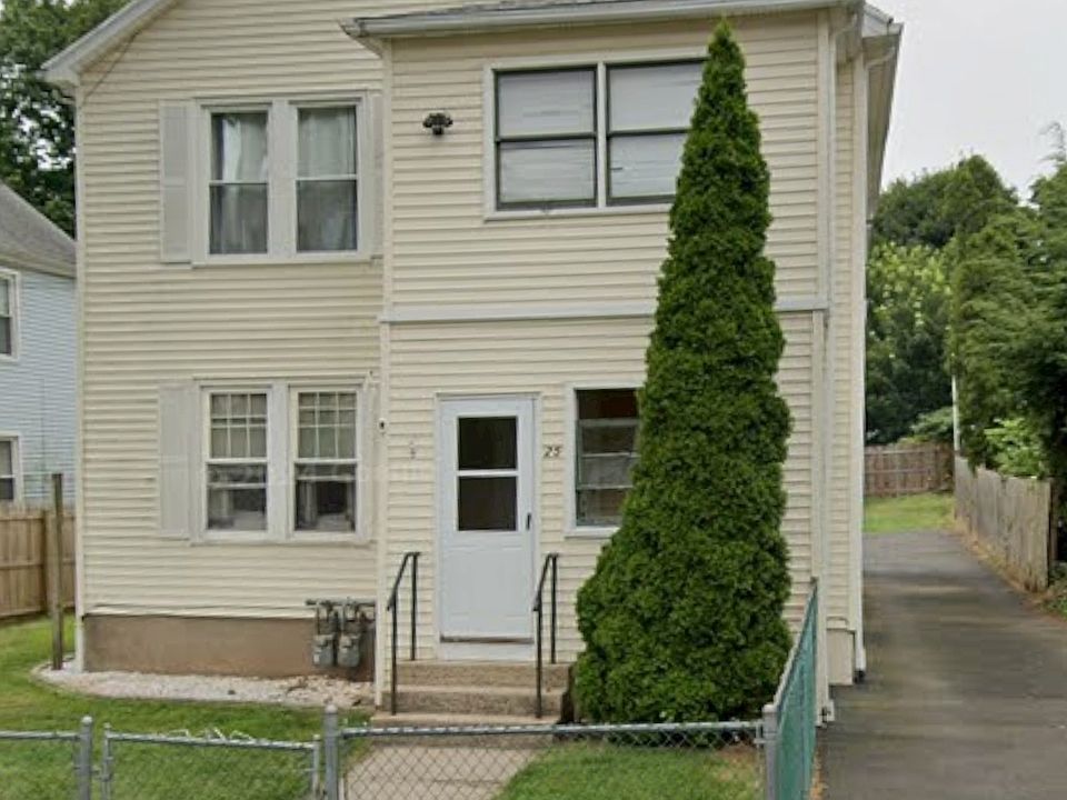 1st image of 25 William St Unit 1