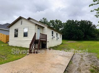 506 W Parnell St, Denison, TX 75020