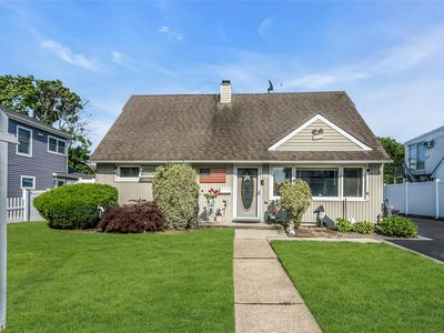 18 Seawane Road, East Rockaway, NY, 11518