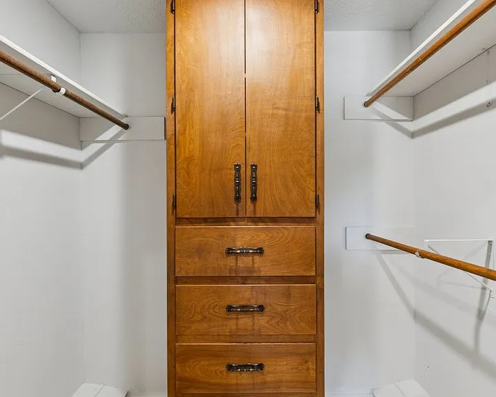 207 S Porter St — Photo 33