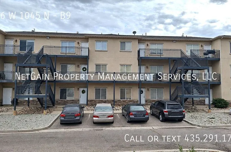 576 W 1045 N #B9 — Photo 1