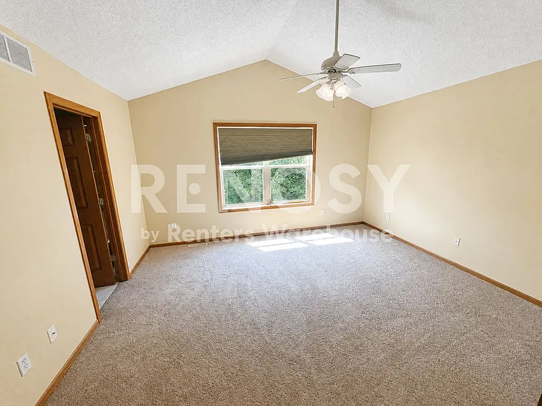 17505 48th Pl N — Photo 11