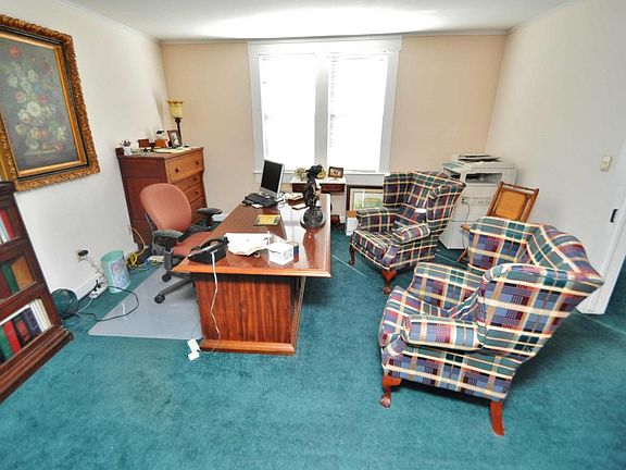 3rd image of 436 McKenzie Ave