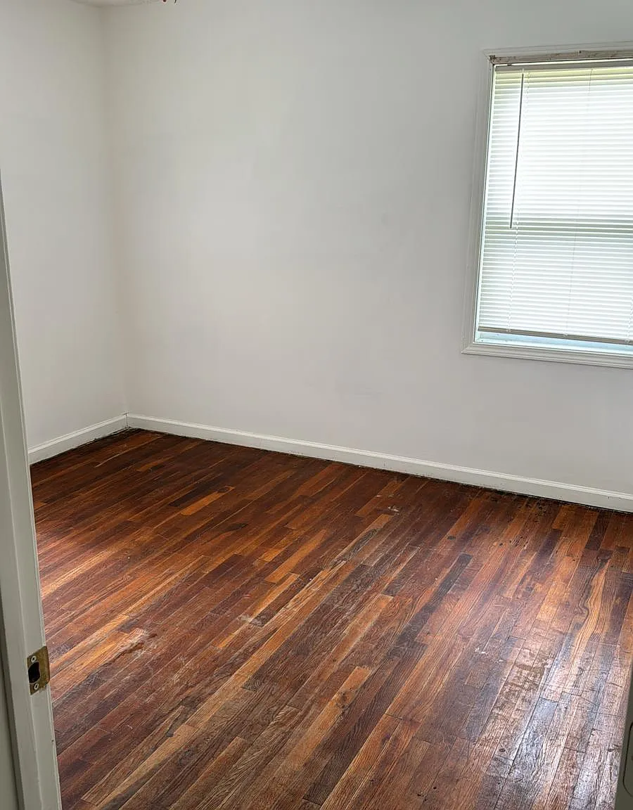 3 bed, 1096 sqft, $1,850 — Photo 4