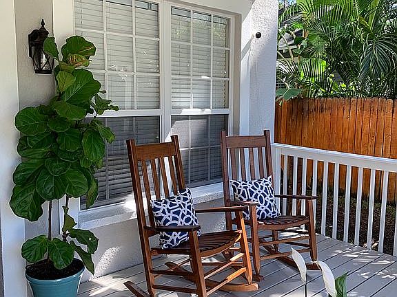 3rd image of 3623 W San Pedro St