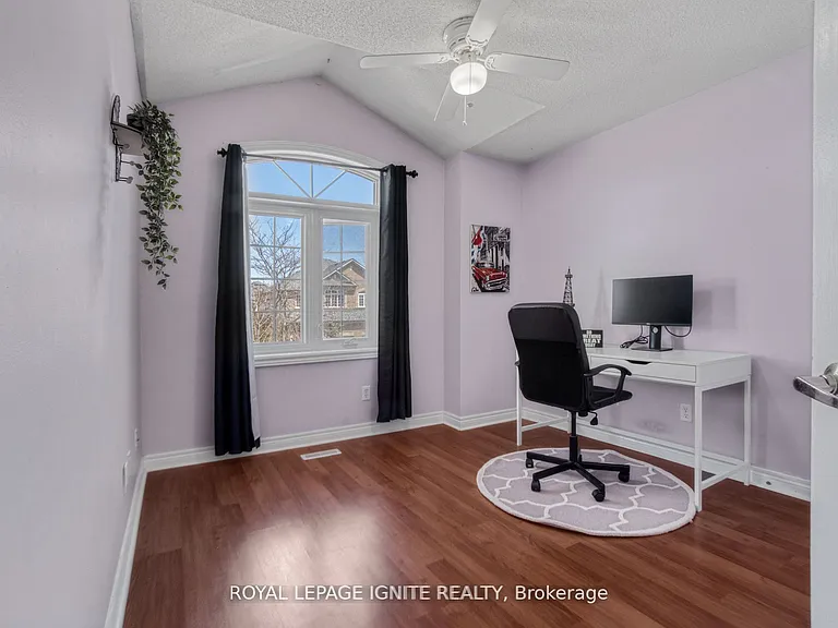 50 Marycroft Ct #UPPER — Photo 21